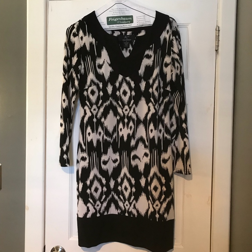 Black and white batik print dress size S
